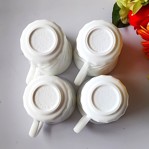8 piece of Corelle/Corning Swirl Pattern 4 Saucers & 4 Coffee/Tea Mugs. USA - Picture 10 of 13